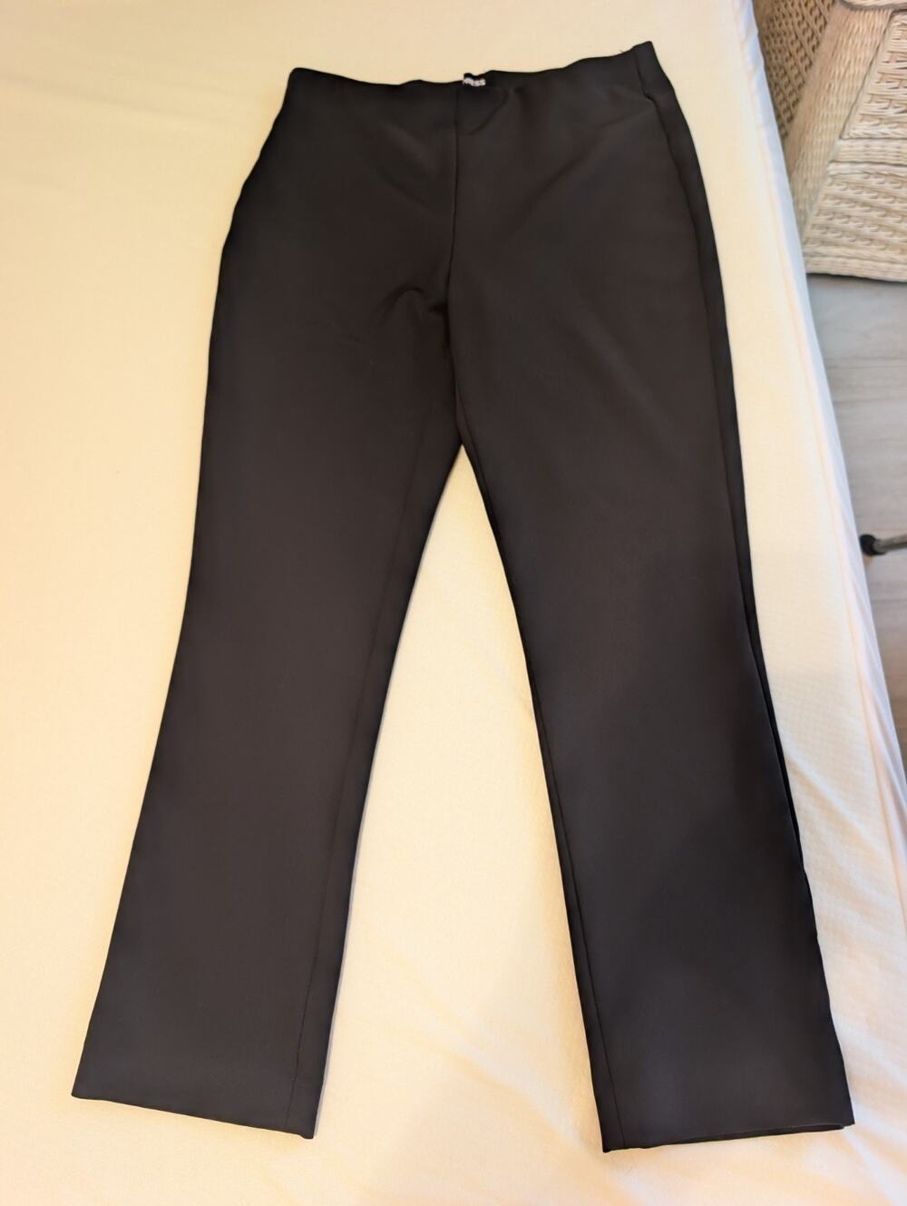Express Women's Pull-On High Rise Soft Ankle Length Pant Black Small , Workwear